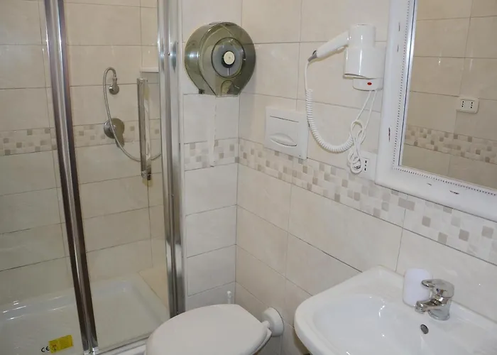 招待所 罗马卡里纳旅馆 4*